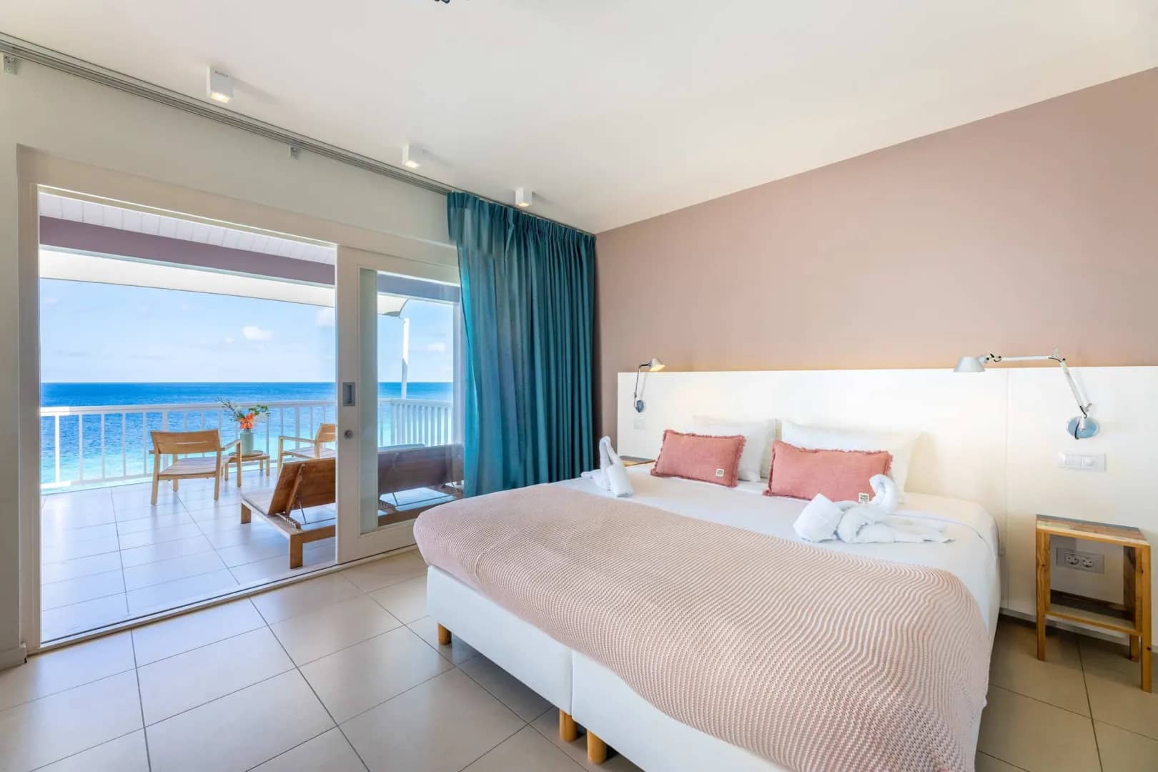 Superior Ocean Front (VIP) - image