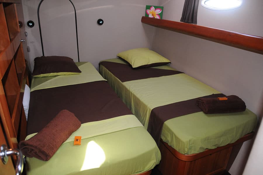 Twin Lower Deck - image