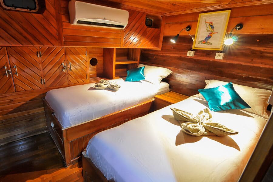 Twin Lower Deck - image