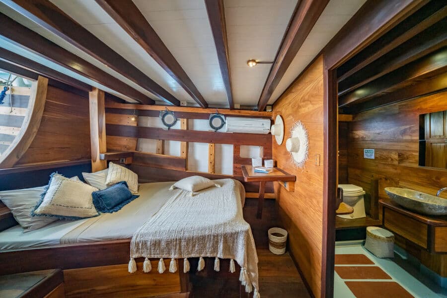 Rear cabin (Dewi Sri) Lower Deck - image