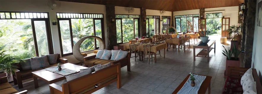 Black Sand Dive Retreat - image