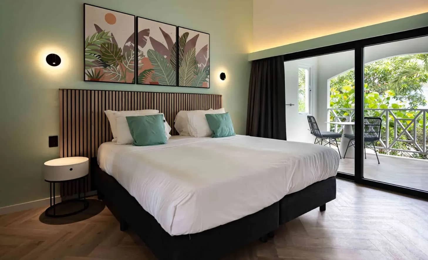 Standard Lodge - image Standard Lodge - image