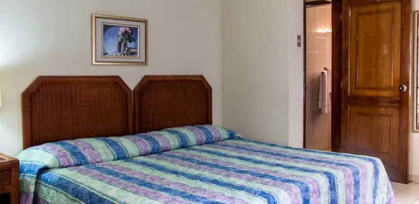 Deluxe Garden View Suite - image Deluxe Garden View Suite - image