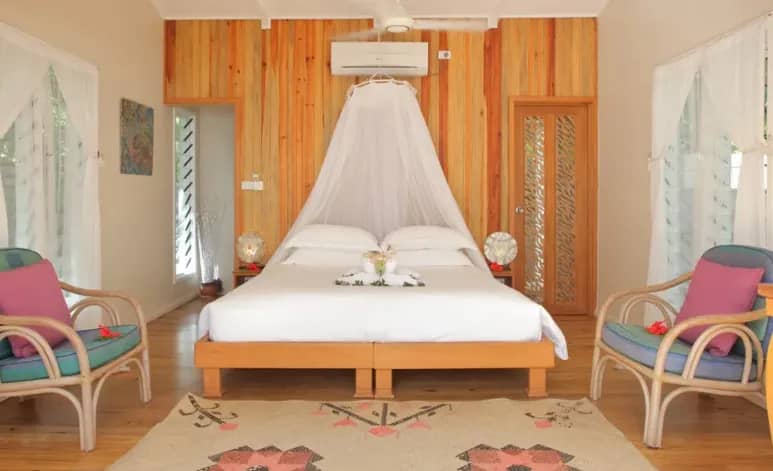 Deluxe Oceanfront Bure - image Deluxe Oceanfront Bure - image