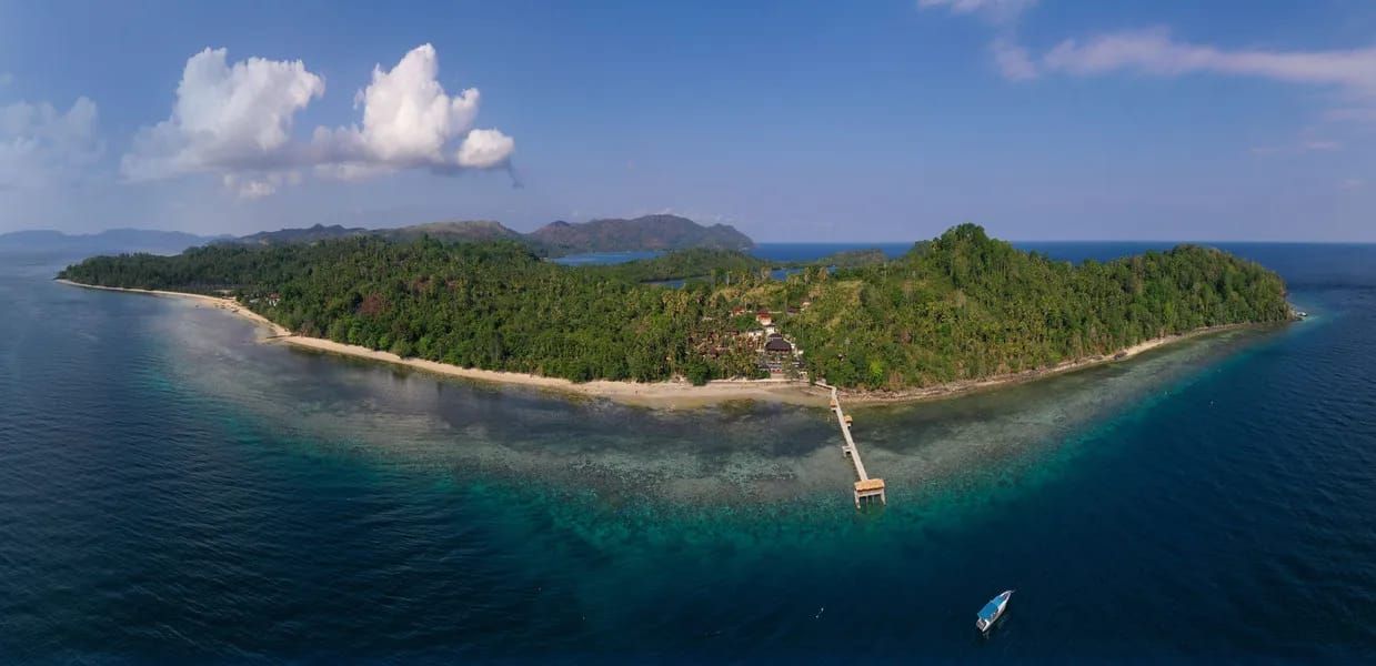 Bastianos Dive Resort Bangka - image Bastianos Dive Resort Bangka - image